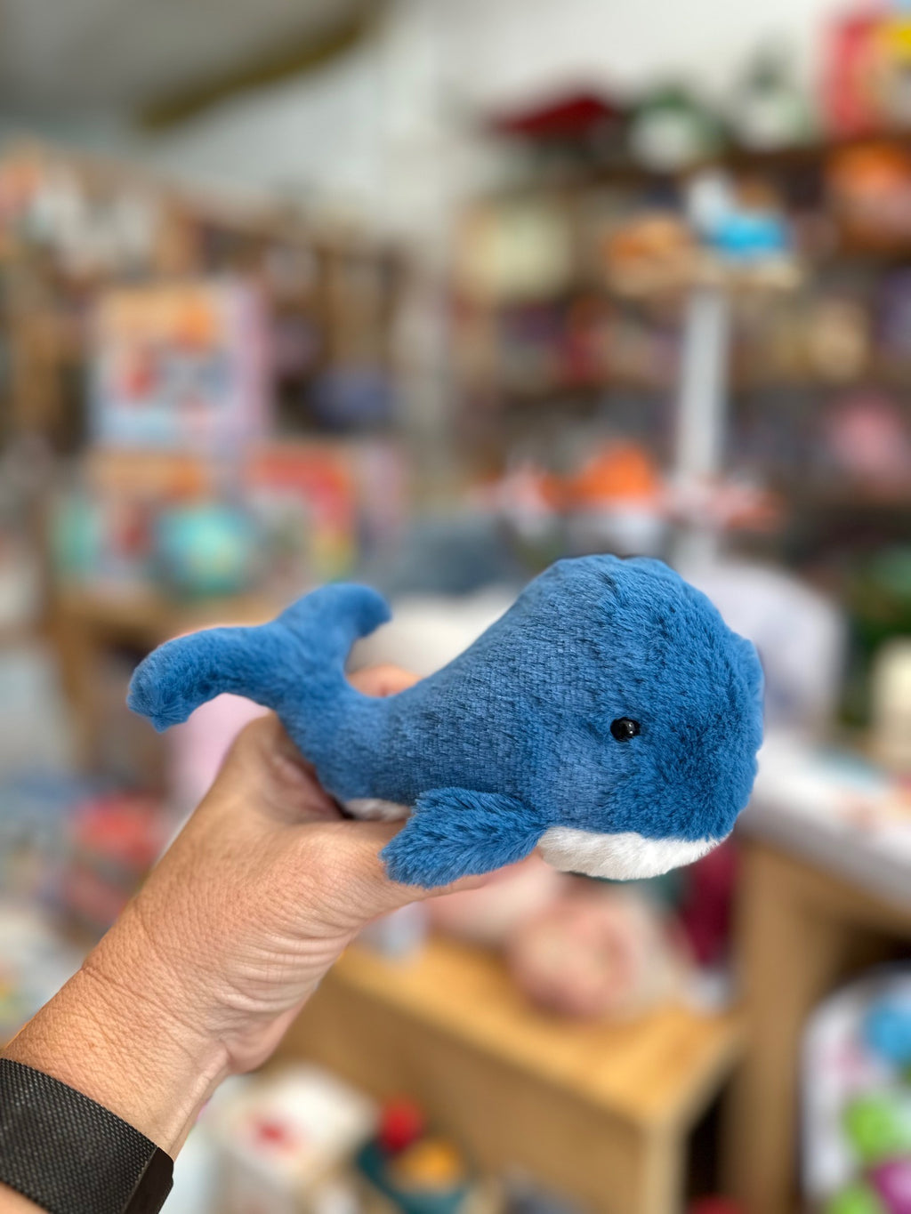 Jellycat Wavelly Whale Blue Small