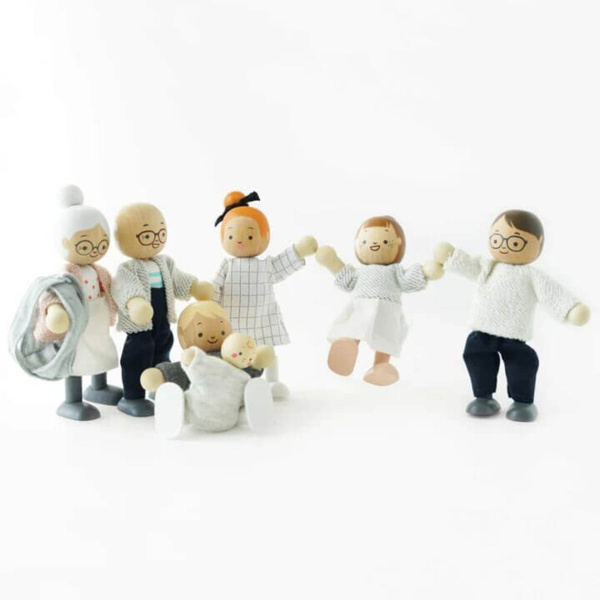 Le Toy Van Daisylane Dolly Family
