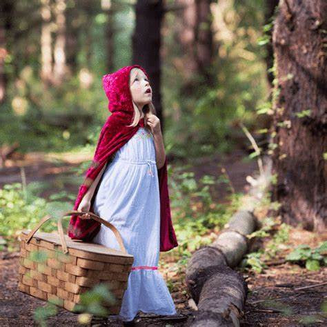 Great Pretenders - Little Red Riding Hood Cape Size 3-4